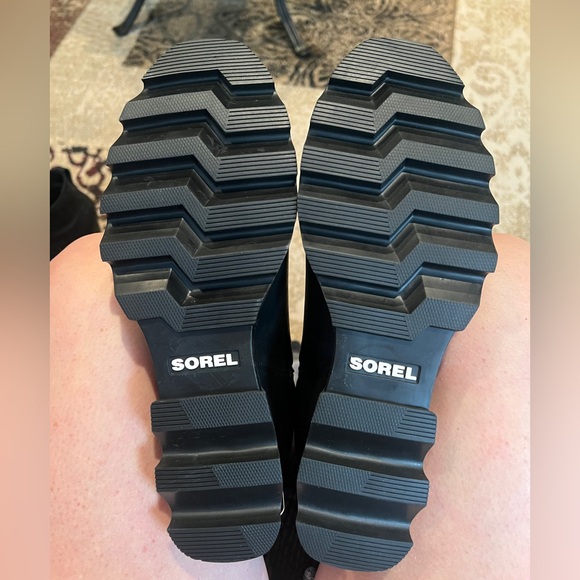 Brand new with tags Sorel black leather boots. Wedge III Chelsea bootie. - Picture 4 of 4